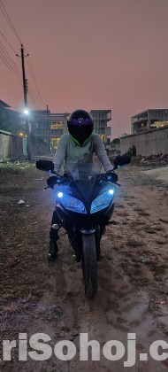 Yamaha r15 v2